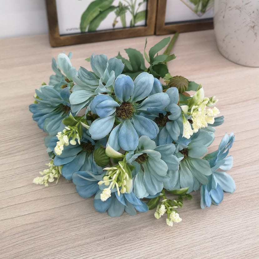 Искусственные цветы во Владимире | Цветы искусственные «Ромашки с бутонами», голубые, букет